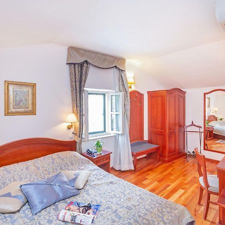 Hotel Ostrea ستون المظهر الخارجي الصورة