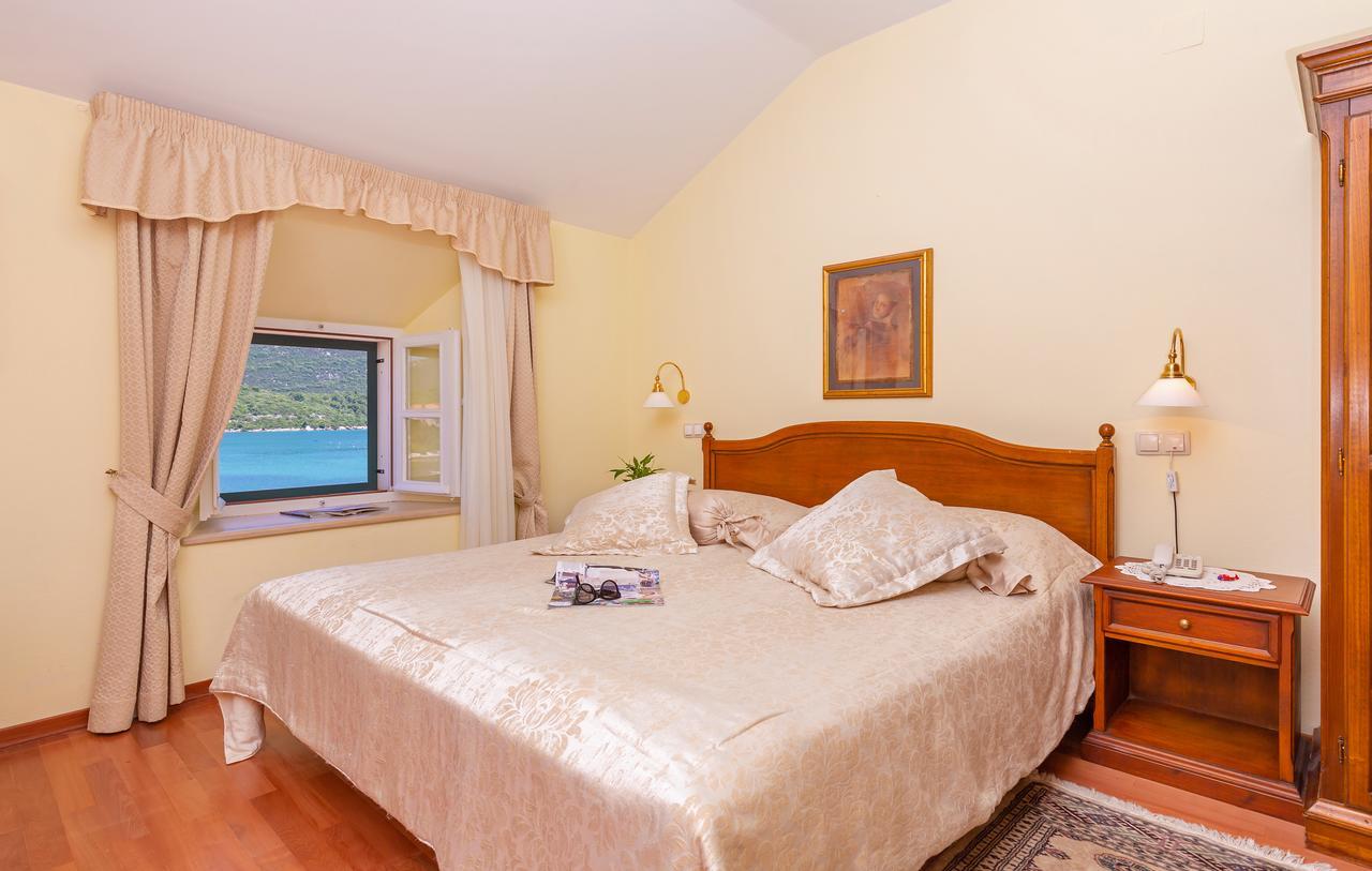 Hotel Ostrea ستون المظهر الخارجي الصورة