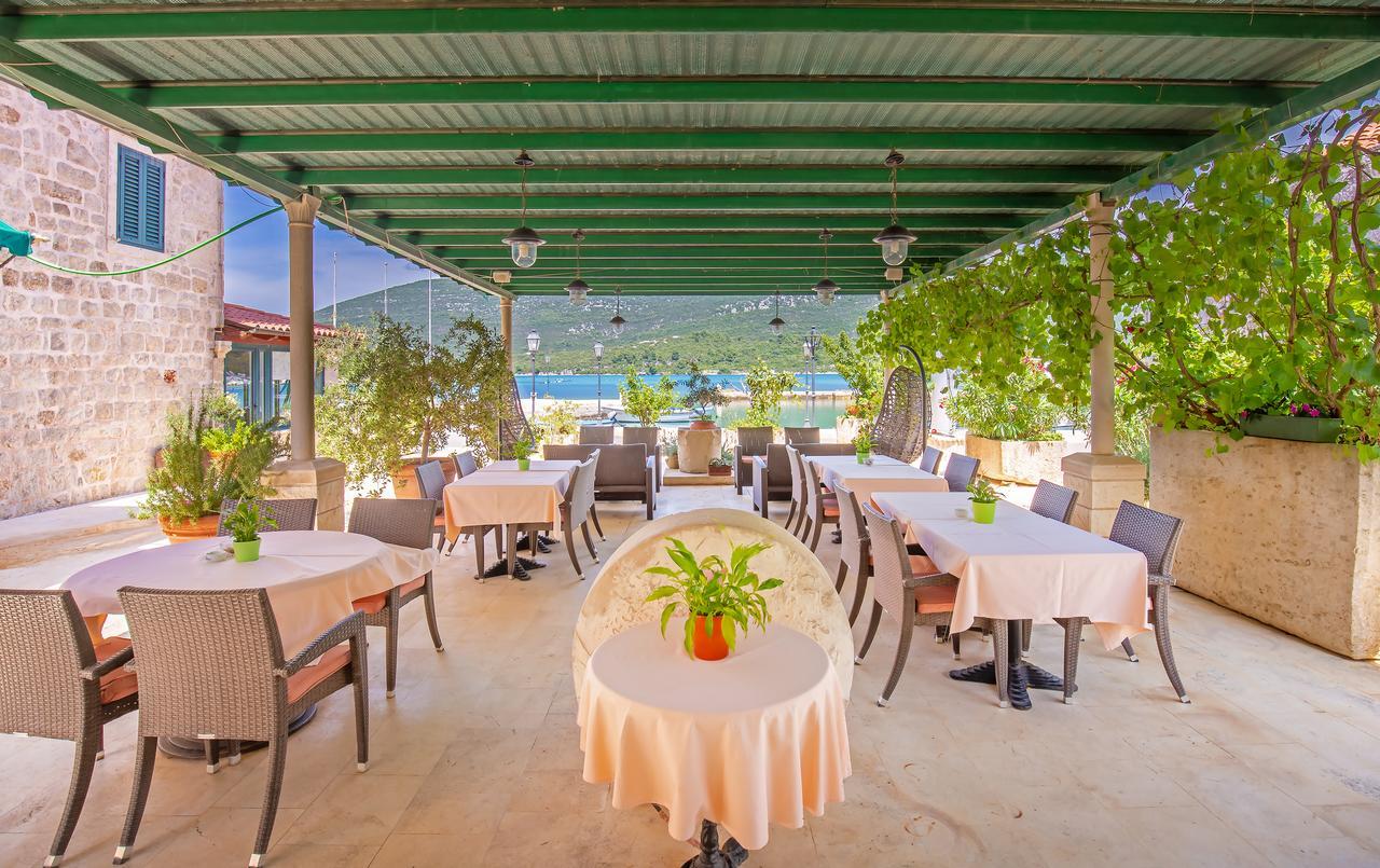 Hotel Ostrea ستون المظهر الخارجي الصورة