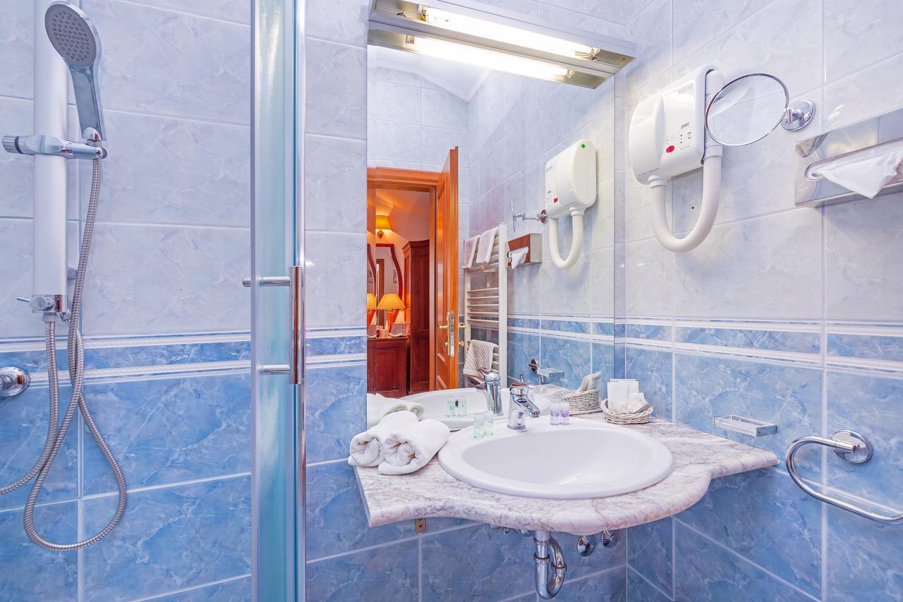 Hotel Ostrea ستون المظهر الخارجي الصورة