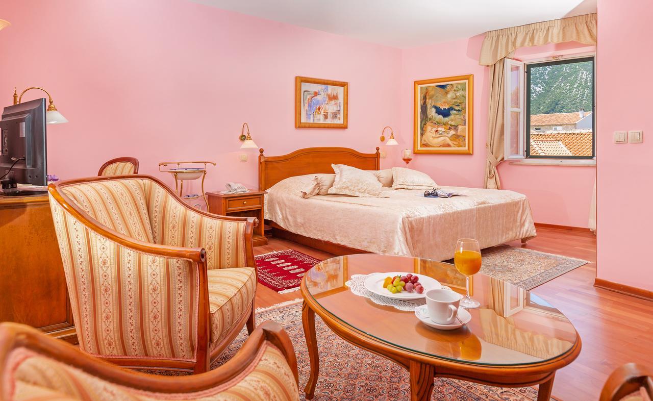 Hotel Ostrea ستون المظهر الخارجي الصورة
